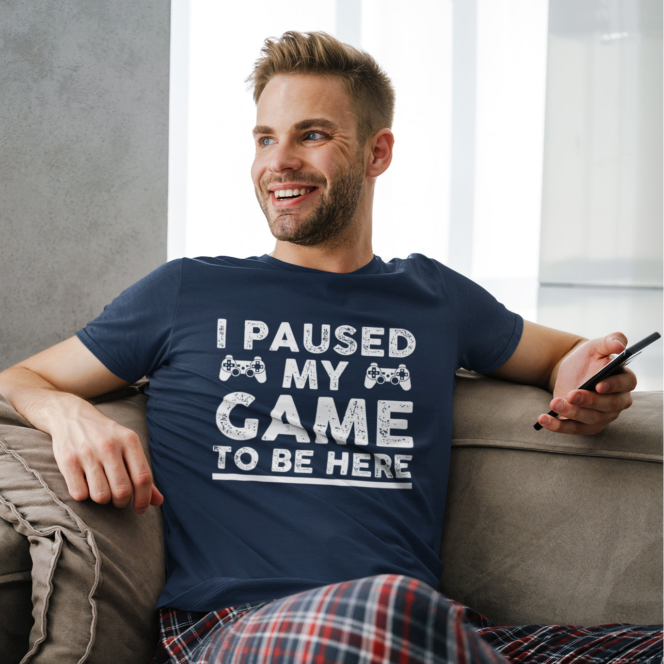 I PAUSED MY GAME TO BE HERE T-SHIRT